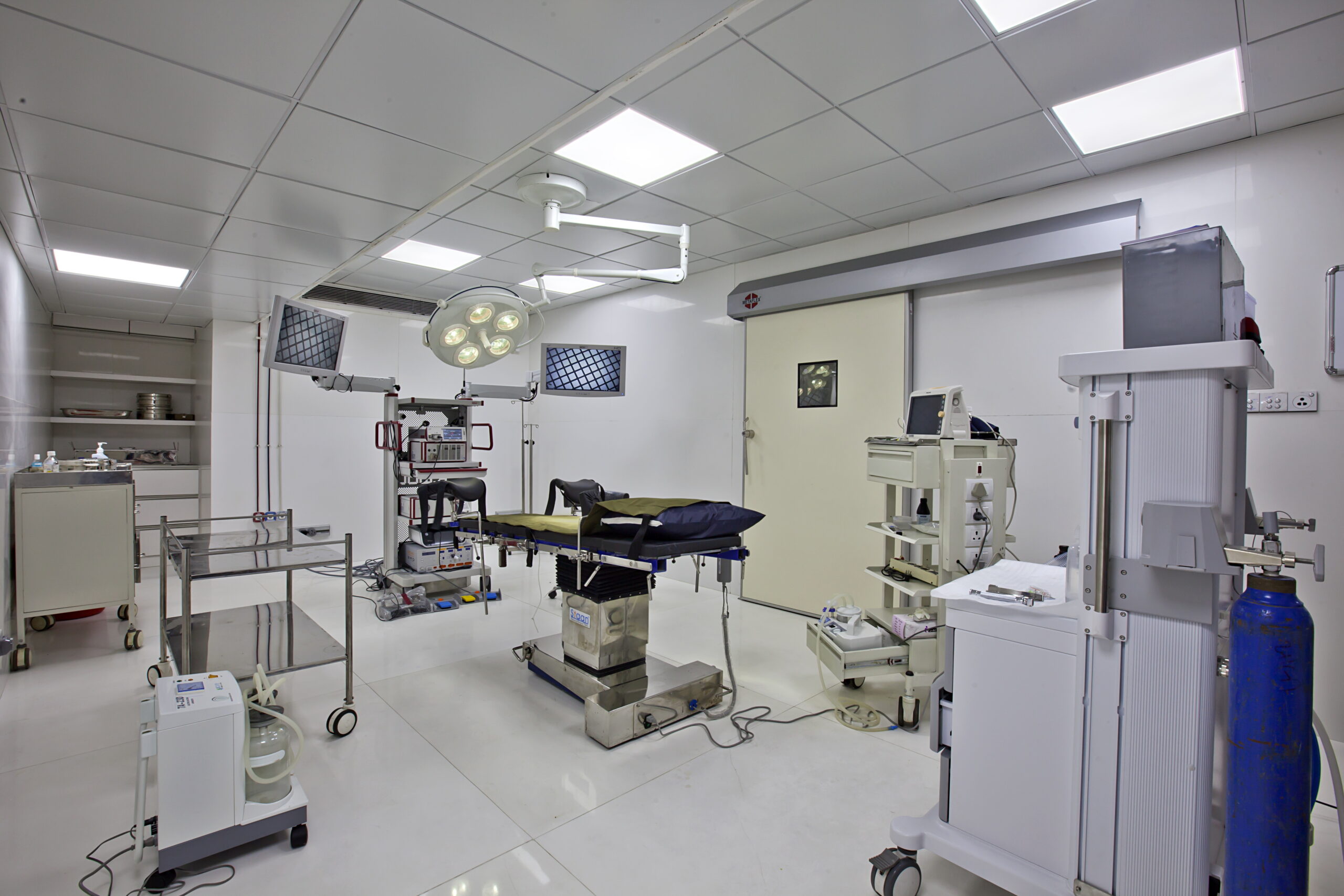 An operating theatre set up for laparoscopic surgery