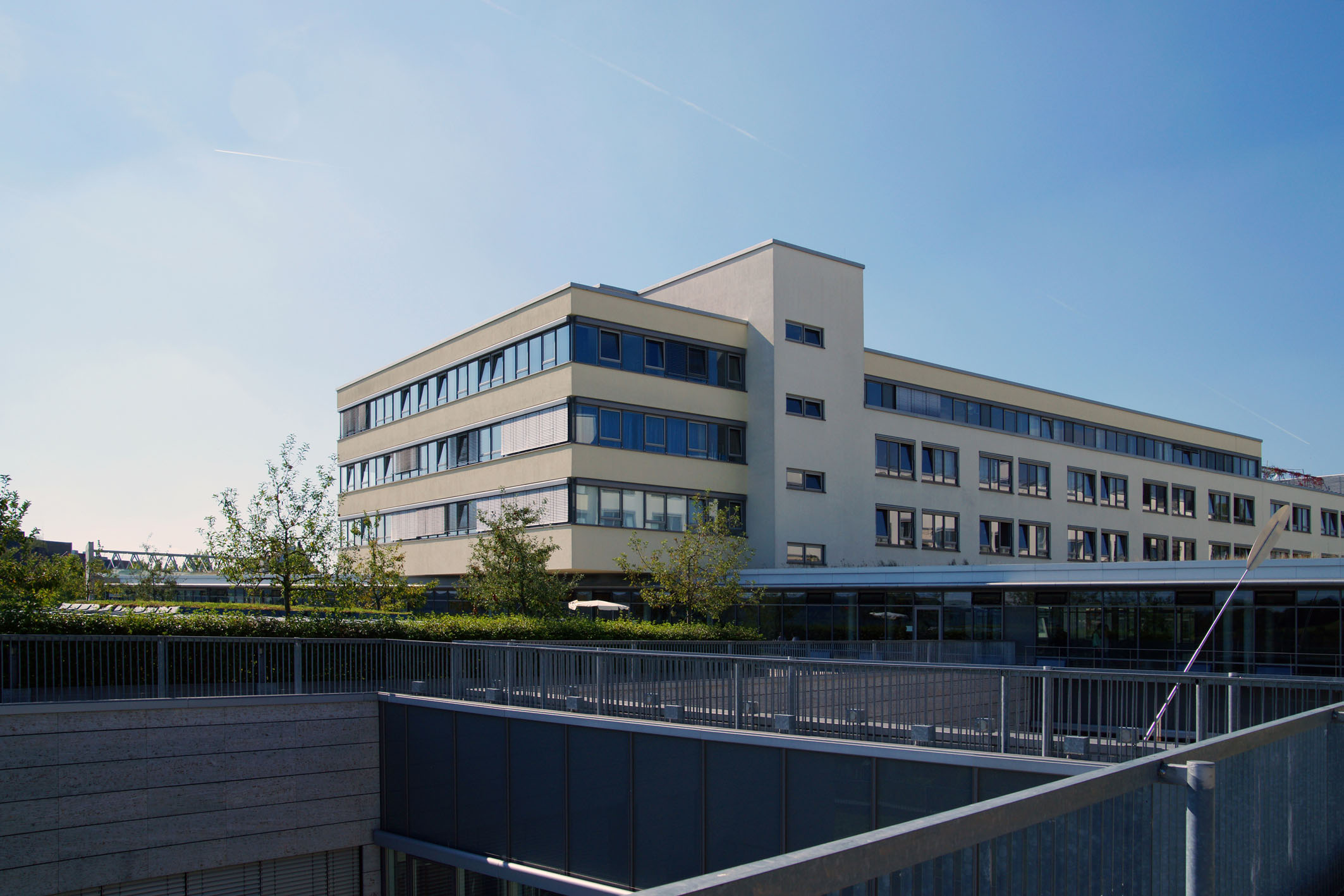 Zentrum Operative Medizin surgical centre building at a German university hospital
